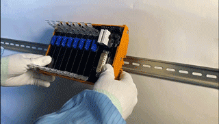 底板装置.gif